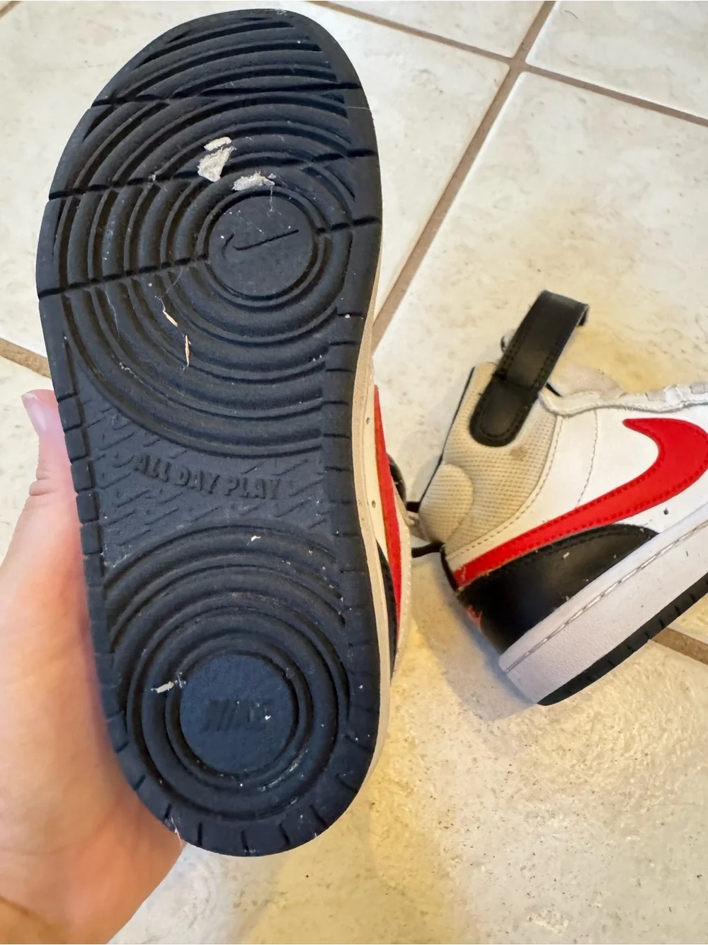 Nike Sz 12 Kids High-Top Sneakers in White, Black & Red